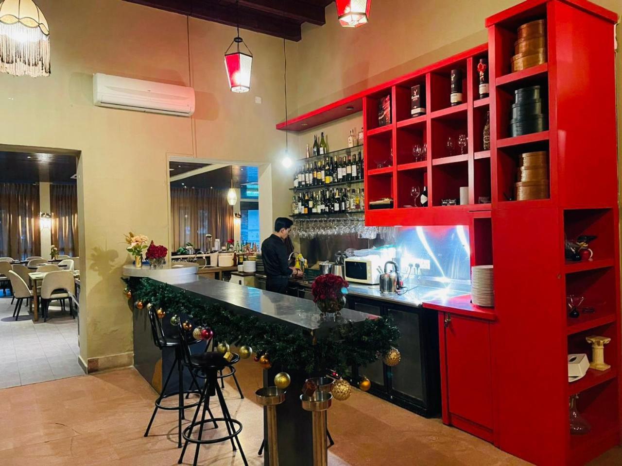 Indulgence Living 3* Ipoh